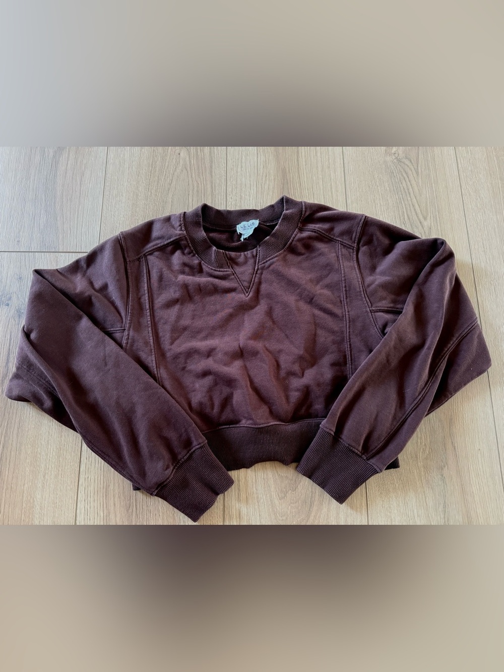 Le Lis Collection Brown Crewneck Sweatshirt | XS | Soft Casual Pullover
